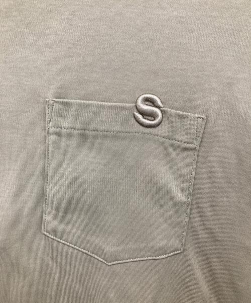 sacai（サカイ）sacai (サカイ) Sロゴ ポケット Tシャツ 23-03029M カーキ サイズ:２の古着・服飾アイテム