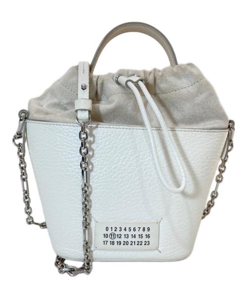 Maison Margiela（メゾンマルジェラ）Maison Margiela (メゾンマルジェラ) 5AC バケットバッグ　2WAYバッグ ホワイトの古着・服飾アイテム