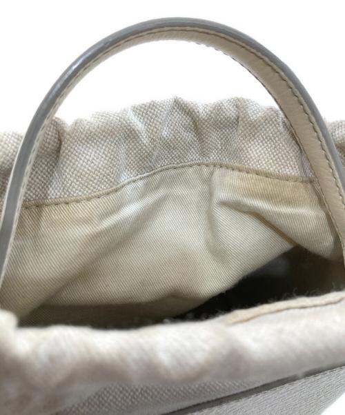 Maison Margiela（メゾンマルジェラ）Maison Margiela (メゾンマルジェラ) 5AC バケットバッグ　2WAYバッグ ホワイトの古着・服飾アイテム