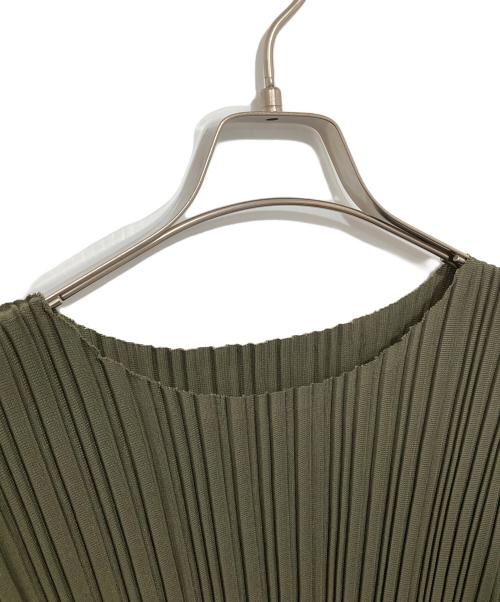 PLEATS PLEASE（プリーツプリーズ）PLEATS PLEASE (プリーツプリーズ) プリーツブラウス　PP82JK962 カーキ サイズ:３の古着・服飾アイテム