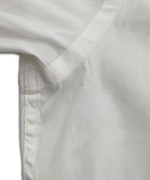 PRADA（プラダ）PRADA (プラダ) 長袖シャツ　UMC669 ホワイト サイズ:３７の古着・服飾アイテム