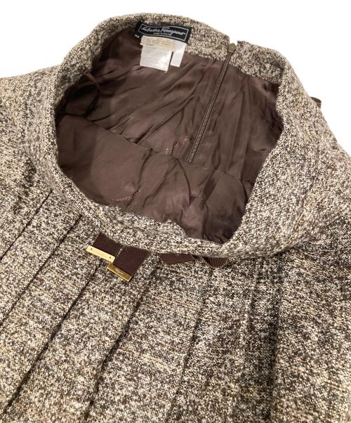 Salvatore Ferragamo（サルヴァトーレ フェラガモ）Salvatore Ferragamo (サルヴァトーレ フェラガモ) セットアップスーツ ブラウン サイズ:42の古着・服飾アイテム