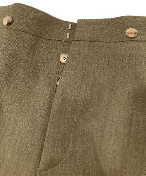 HUM VENT（ヒューベント）HUM VENT (ヒューベント) SOLIS CAVALRY TROUSERS ソリスキャバリートラウザーズ カーキ サイズ:2の古着・服飾アイテム