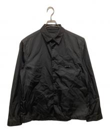 PRADA（プラダ）の古着「トライアングルプレート長袖シャツジャケット SC514 S202」｜ブラック