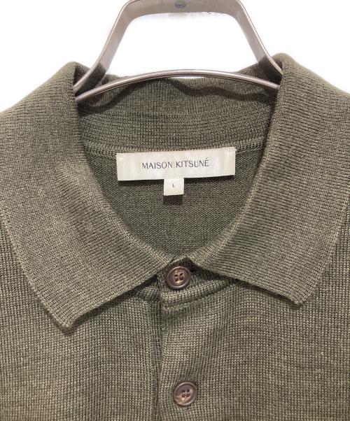 maison kitsune（メゾンキツネ）MAISON KITSUNE (メゾンキツネ) FOX HEAD PATCH POLO JUMPER フォックス ヘッド パッチ LM00206KT1036 ポロ ジャンパー カーキ サイズ:Lの古着・服飾アイテム