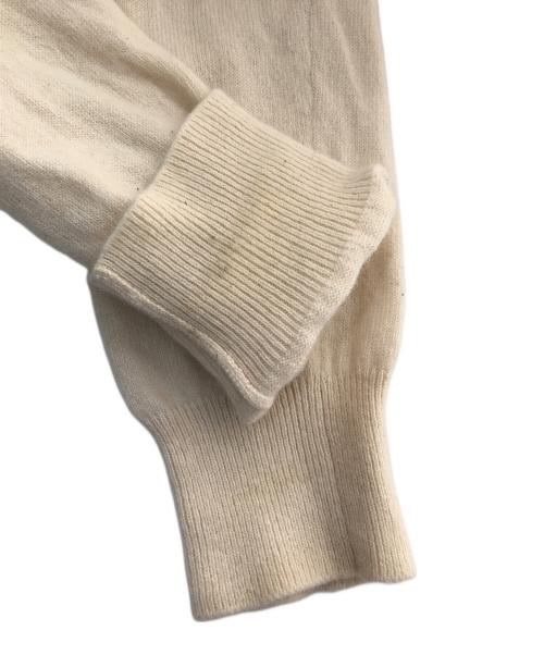 PLAY COMME des GARCONS（プレイコムデギャルソン）PLAY COMME des GARCONS (プレイコムデギャルソン) ハートワッペンカーディガン AZ-N066 アイボリー サイズ:Lの古着・服飾アイテム