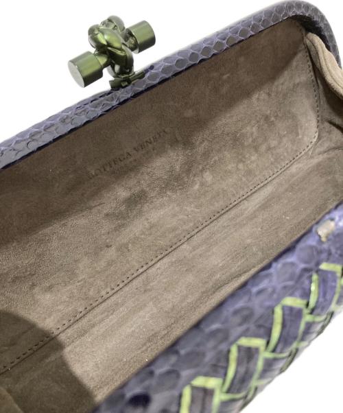 BOTTEGA VENETA（ボッテガベネタ）BOTTEGA VENETA (ボッテガベネタ) クラッチバッグ ネイビーの古着・服飾アイテム