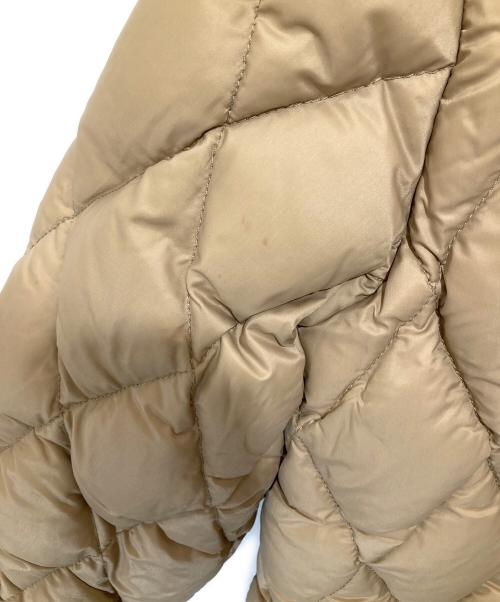MONCLER（モンクレール）MONCLER (モンクレール) キルティングコート　49354-00-68959 ベージュの古着・服飾アイテム