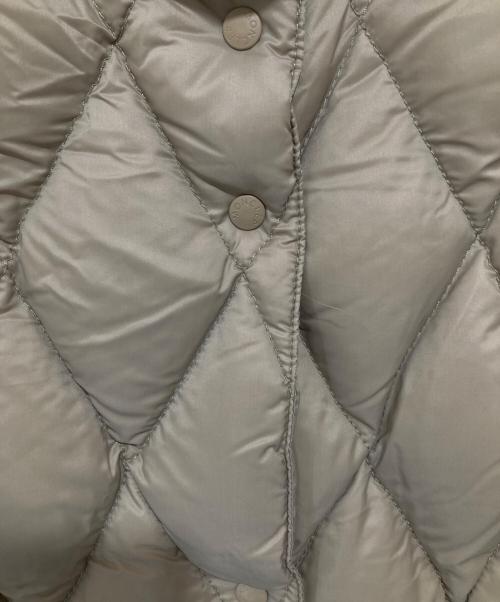 MONCLER（モンクレール）MONCLER (モンクレール) キルティングコート　49354-00-68959 ベージュの古着・服飾アイテム