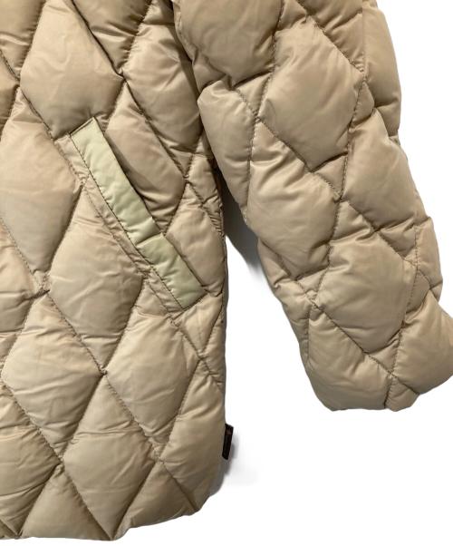 MONCLER（モンクレール）MONCLER (モンクレール) キルティングコート　49354-00-68959 ベージュの古着・服飾アイテム