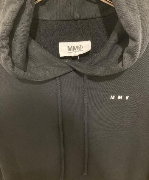 MM6 Maison Margiela（エムエムシックスメゾンマルジェラ）MM6 Maison Margiela (エムエムシックスメゾンマルジェラ) ロングフーデッドプルオーバー ブラック サイズ:XSの古着・服飾アイテム