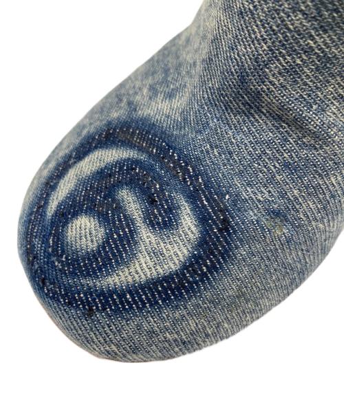 MM6 Maison Margiela（エムエムシックスメゾンマルジェラ）MM6 Maison Margiela (エムエムシックスメゾンマルジェラ) ロゴプリント デニムアンクルブーツ インディゴ サイズ:37の古着・服飾アイテム