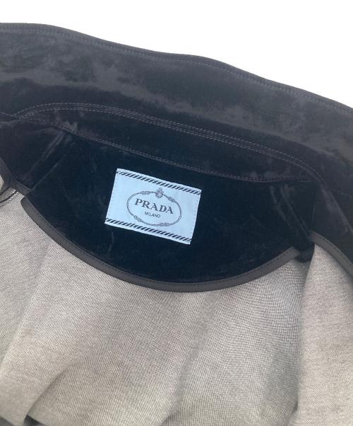 PRADA（プラダ）PRADA (プラダ) トライアングルプレートベルベットデニムブルゾン GFB295 ブラウン サイズ:36の古着・服飾アイテム