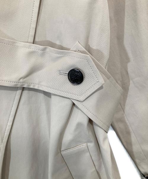 allureville（アルアバイル）allureville (アルアバイル) マルタンガルバックフレアコート 20231017040 ベージュ サイズ:1の古着・服飾アイテム