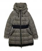 MONCLERモンクレール）の古着「PUIVERT ダウンコート A20934982600」｜グレー