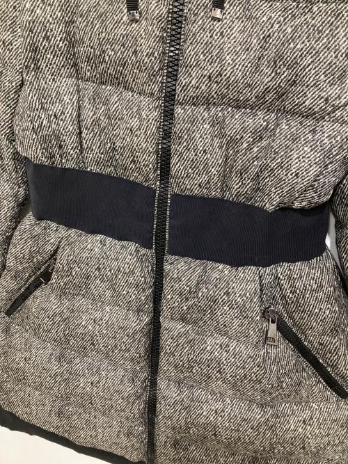 MONCLER（モンクレール）MONCLER (モンクレール) PUIVERT ダウンコート A20934982600 グレー サイズ:1の古着・服飾アイテム