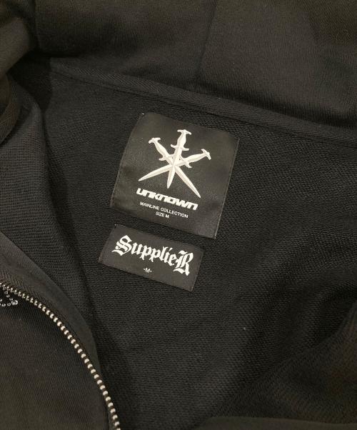 SUPPLIER（サプライヤー）SUPPLIER (サプライヤー) unknown (アンノウン) スタッズ装飾ジップパーカー ブラック サイズ:Mの古着・服飾アイテム