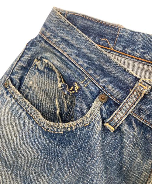 LEVI'S（リーバイス）LEVI'S (リーバイス) 501 ビッグE 前期 ボタン裏6 Vステッチ 足長R 紙パッチ フライボタン セルビッジ 不均等V 60~70年代頃 USA製 インディゴ サイズ:W32/L32の古着・服飾アイテム