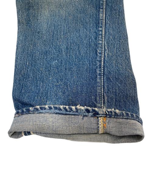 LEVI'S（リーバイス）LEVI'S (リーバイス) 501 ビッグE 前期 ボタン裏6 Vステッチ 足長R 紙パッチ フライボタン セルビッジ 不均等V 60~70年代頃 USA製 インディゴ サイズ:W32/L32の古着・服飾アイテム