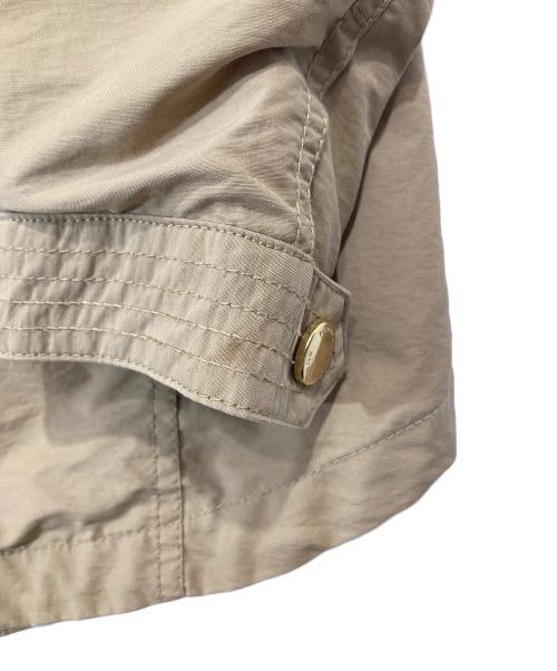 BURBERRY BRIT（バーバリーブリット）BURBERRY BRIT (バーバリーブリット) フーデッドナイロンジャケット ベージュ サイズ:34の古着・服飾アイテム