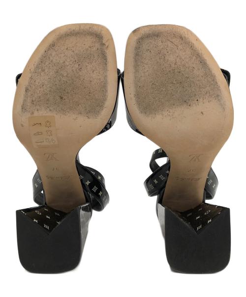 LOUIS VUITTON（ルイ ヴィトン）LOUIS VUITTON (ルイ ヴィトン) パテント LVロゴ モノグラム サンダル M13173 ブラック サイズ:３７の古着・服飾アイテム