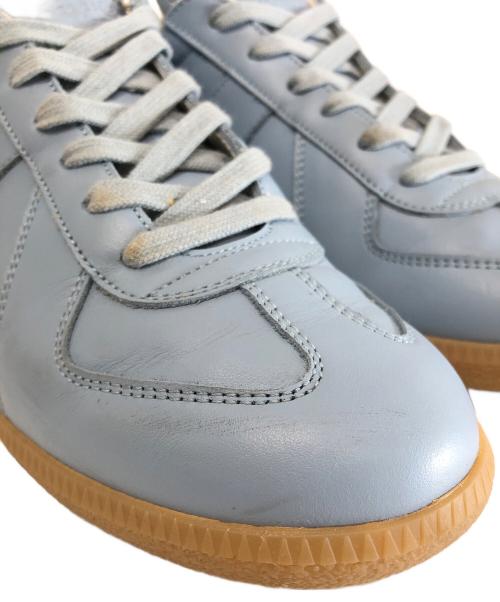 Maison Margiela（メゾンマルジェラ）Maison Margiela (メゾンマルジェラ) RECICLA ジャーマントレーナー S57WS0469 スカイブルー サイズ:42の古着・服飾アイテム