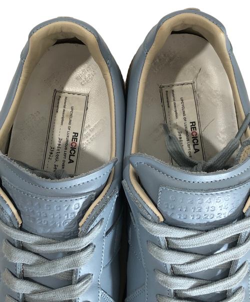 Maison Margiela（メゾンマルジェラ）Maison Margiela (メゾンマルジェラ) RECICLA ジャーマントレーナー S57WS0469 スカイブルー サイズ:42の古着・服飾アイテム