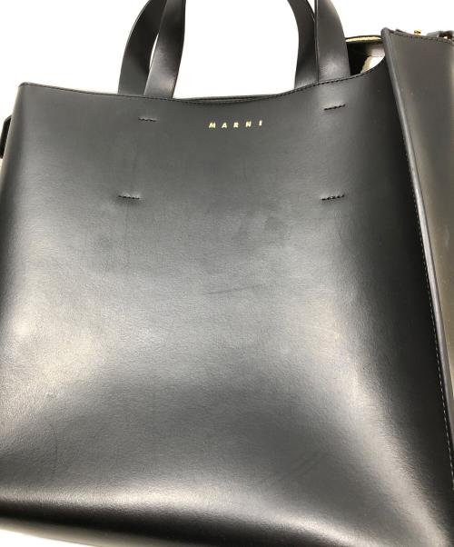 MARNI（マルニ）MARNI (マルニ) 2WAYバッグ ブラックの古着・服飾アイテム