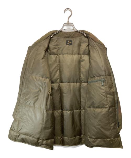 Needles（ニードルズ）Needles (ニードルズ) Stand Collar Down Sur Coat　スタンドカラーダウンサーコート　FK083 カーキ サイズ:Mの古着・服飾アイテム
