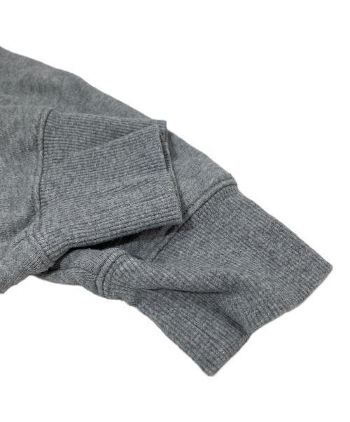 C.P COMPANY（シーピーカンパニー）C.P COMPANY (シーピーカンパニー) GOGGLES SWEAT PARKA ゴーグルズ スウェット パーカー 07CMSS003A グレー サイズ:Mの古着・服飾アイテム