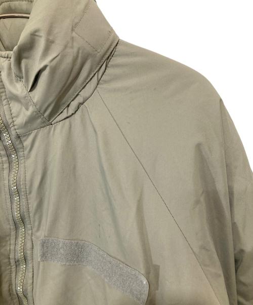 US ARMY（ユーエスアーミー）US ARMY (ユーエスアーミー) ECWCS GEN3 LEVEL7 JACKET　エクワックスジェン3レベル7ジャケット グレー サイズ:mediumの古着・服飾アイテム