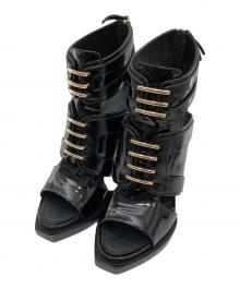 GIVENCHY（ジバンシィ）の古着「Patent leather sandals パテント レザー サンダル」｜ブラック