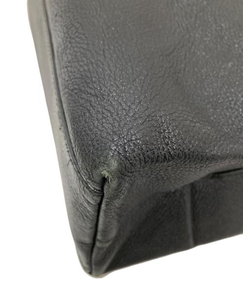 BALENCIAGA（バレンシアガ）BALENCIAGA (バレンシアガ) North South Leather Shopping Tote Bag Medium　ノース サウス レザー ショッピング トート バッグ ミディアム　482545 ブラックの古着・服飾アイテム
