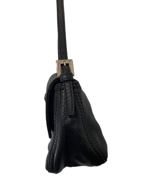 FENDI（フェンディ）FENDI (フェンディ) ミニ マンマバケット マンマバケットショルダーバッグ 8BR180 ブラックの古着・服飾アイテム