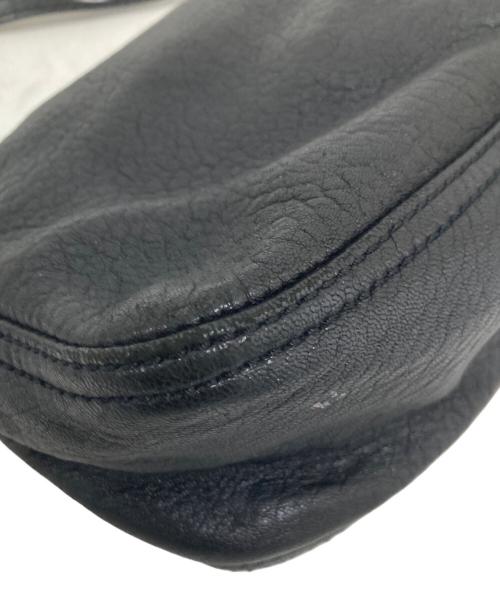 FENDI（フェンディ）FENDI (フェンディ) ミニ マンマバケット マンマバケットショルダーバッグ 8BR180 ブラックの古着・服飾アイテム