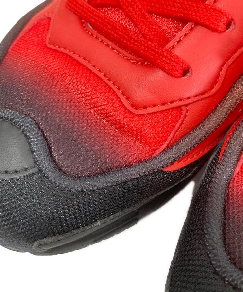adidas（アディダス）adidas (アディダス) RAF SIMONS (ラフシモンズ) Replicant Ozweego　プリカント オズウィーゴ　EE7933 Red/Halo Blue サイズ:26.5の古着・服飾アイテム