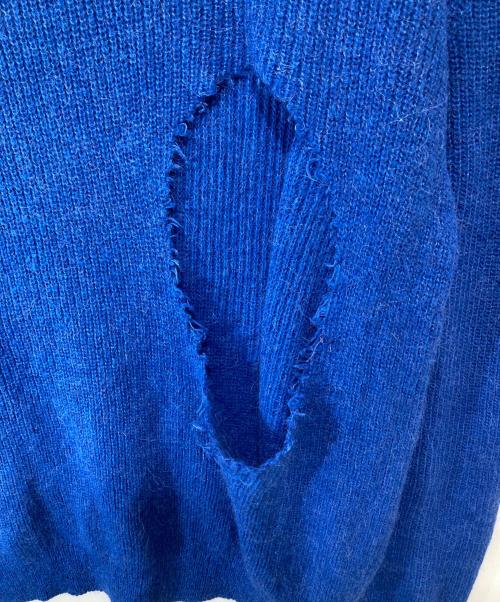 MM6 Maison Margiela（エムエムシックスメゾンマルジェラ）MM6 Maison Margiela (エムエムシックスメゾンマルジェラ) フロント穴空きニット S52HL0005 S18298 ブルー サイズ:Sの古着・服飾アイテム