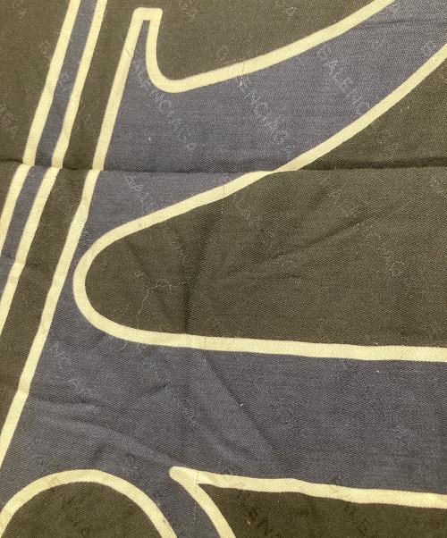 BALENCIAGA（バレンシアガ）BALENCIAGA (バレンシアガ) パデッドスカーフ ブラック×レッド サイズ:１７０×７０の古着・服飾アイテム