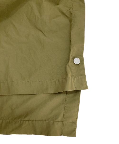 maison kitsune（メゾンキツネ）maison kitsune (メゾンキツネ) MK CAMP HOODED CAPE カーキ サイズ:M/Lの古着・服飾アイテム
