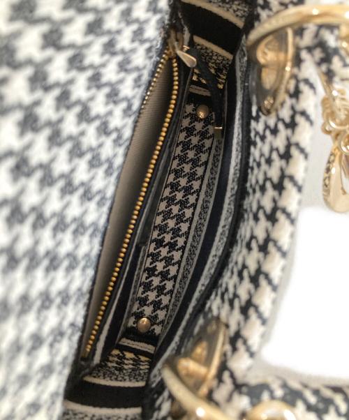 Christian Dior（クリスチャン ディオール）Christian Dior (クリスチャン ディオール) レディDライトミニ 2WAYバッグ ブラック×ホワイトの古着・服飾アイテム