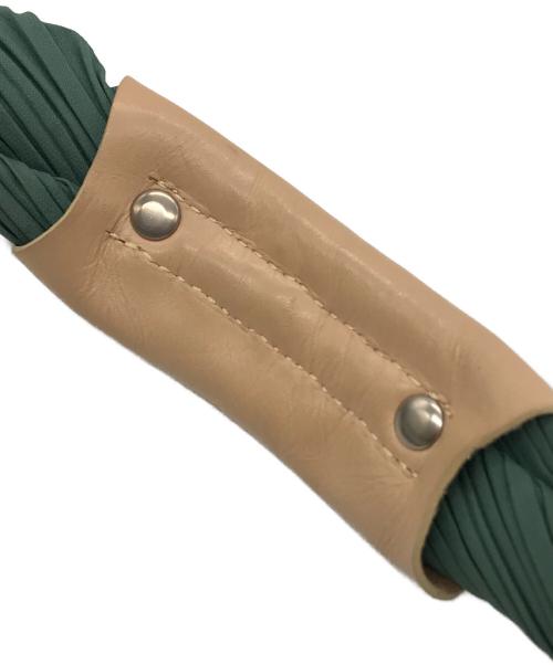 PLEATS PLEASE（プリーツプリーズ）PLEATS PLEASE (プリーツプリーズ) レザー切替ねじれプリーツトートバッグ グリーン サイズ:-の古着・服飾アイテム