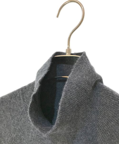 Spick and Span（スピック＆スパン）Spick and Span (スピックアンドスパン) ハイネックボリュームスリーブワンピース グレー サイズ:-の古着・服飾アイテム