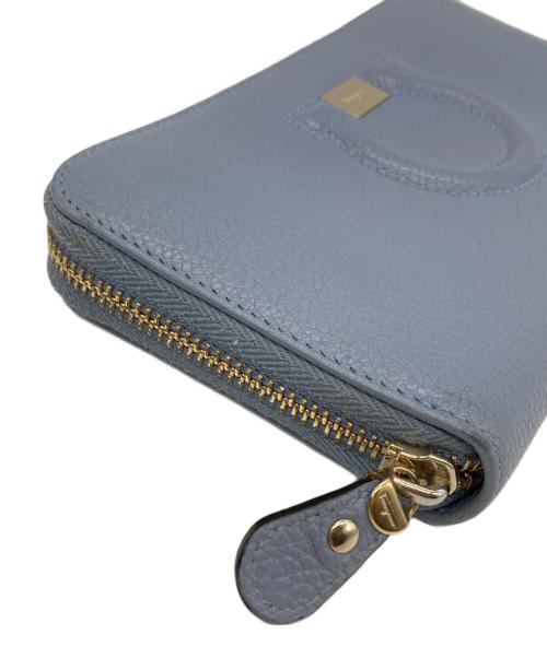 Salvatore Ferragamo（サルヴァトーレ フェラガモ）Salvatore Ferragamo (サルヴァトーレ フェラガモ) ガンチーニラウンドファスナーウォレット ブルー サイズ:-の古着・服飾アイテム