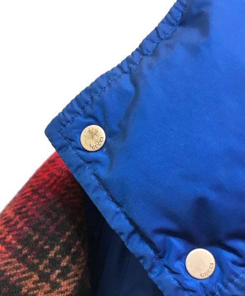 GUCCI（グッチ）GUCCI (グッチ) oversized padded coat ブルー×レッド サイズ:48の古着・服飾アイテム