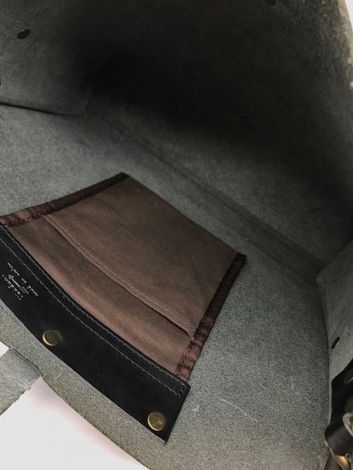 TIDE WAY（タイドウェイ）TIDE WAY (タイドウェイ) NUME BERO SHOULDER M ショルダーバッグ ブラック サイズ:-の古着・服飾アイテム