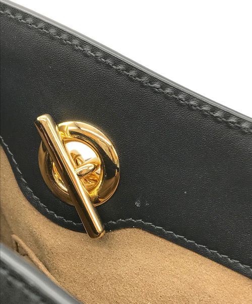 GUCCI（グッチ）GUCCI (グッチ) GGスモール チェーンショルダーバッグ ブラウン サイズ:-の古着・服飾アイテム