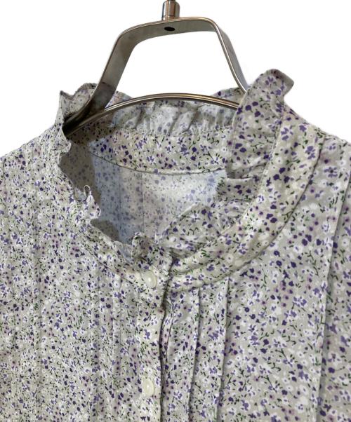 JUSGLITTY（ジャスグリッティー）JUSGLITTY (ジャスグリッティー) 小花フリルブラウス グリーン サイズ:2の古着・服飾アイテム