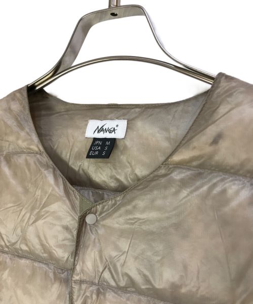 NANGA（ナンガ）NANGA (ナンガ) INNER DOWN CARDIGAN DETACHABLE SLEEVE ベージュ サイズ:Mの古着・服飾アイテム