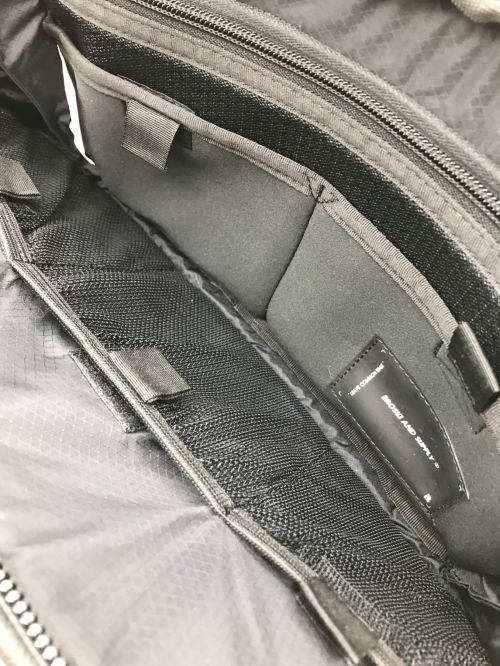 BROSKI and SUPPLY（ブロスキーアンドサプライ）BROSKI and SUPPLY (ブロスキーアンドサプライ) Adjust sling multi bag ブラック サイズ:-の古着・服飾アイテム