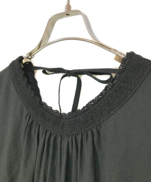 nest Robe（ネストローブ）nest Robe (ネストローブ) UpcycleLino バックVネックレースギャザーワンピース ブラック サイズ:Fの古着・服飾アイテム